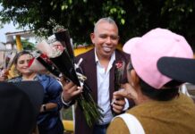 Gobierno de Medellín de Bravo celebra y reconoce a las madres con gran festejo en el Parque Nicolás Bravo