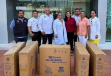 DIF Municipal de Medellín de Bravo dona sillas de ruedas al Hospital General de Boca del Río para apoyar a pacientes que más lo necesitan