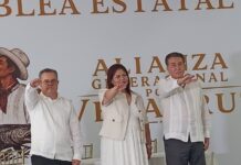 Alianza Generacional Veracruzana rinde protesta como partido político estatal, encabezado por Héctor Yunes y Luz Baxzi