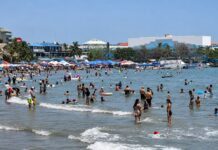 Protección Civil emite recomendaciones para disfrutar con seguridad las playas de Veracruz puerto