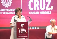 Reitera Rosa María compromiso con el fortalecimiento de los Cuerpos de Bomberos
