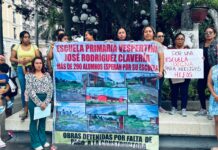 Padres de familia piden concluir primaria en Torrentes, tras 14 años en casas prestadas