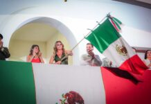 Vivan las Familias Boqueñas, Viva la Patria, Viva la Libertad, arenga Maryjose Gamboa al dar el Grito de Independencia en Boca del Río