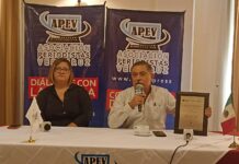 «Tú nos inspiras A.C.» expone ante la Asociación de Periodistas la escasez de equipos de radioterapia, para abatir el rezago en la lucha contra el cáncer.