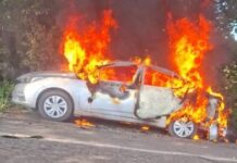 Hallan hombre calcinado dentro de un auto en Tierra Blanca