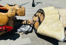 Instalan catrina monumental de 11.5 metros en el centro histórico de Veracruz