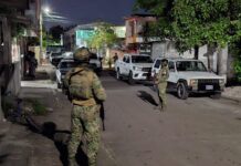 Realizan dos cateos en Boca del Río; hija de propietaria denuncia presunto retiro de pertenencias