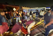 PC de Medellín atiende accidente entre camión y tren en Puente Moreno: hay 12 heridos