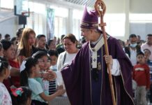 Critica la iglesia carencia de medicamentos