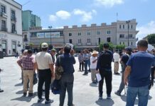 Cafeticultores de Coatepec se manifiestan en protesta por la falta de apertura de ventanillas para incorporarse al padrón cafetalero