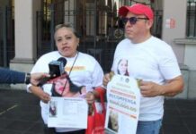 Madres buscadoras del Estado de México realizan jornadas de difusión y colocación de fichas de búsqueda de sus familiares desaparecidos
