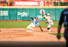 El Águila y Bravos dividen triunfos